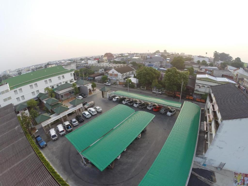 Nartsiri Hotel Ubon Ratchathani Bagian luar foto